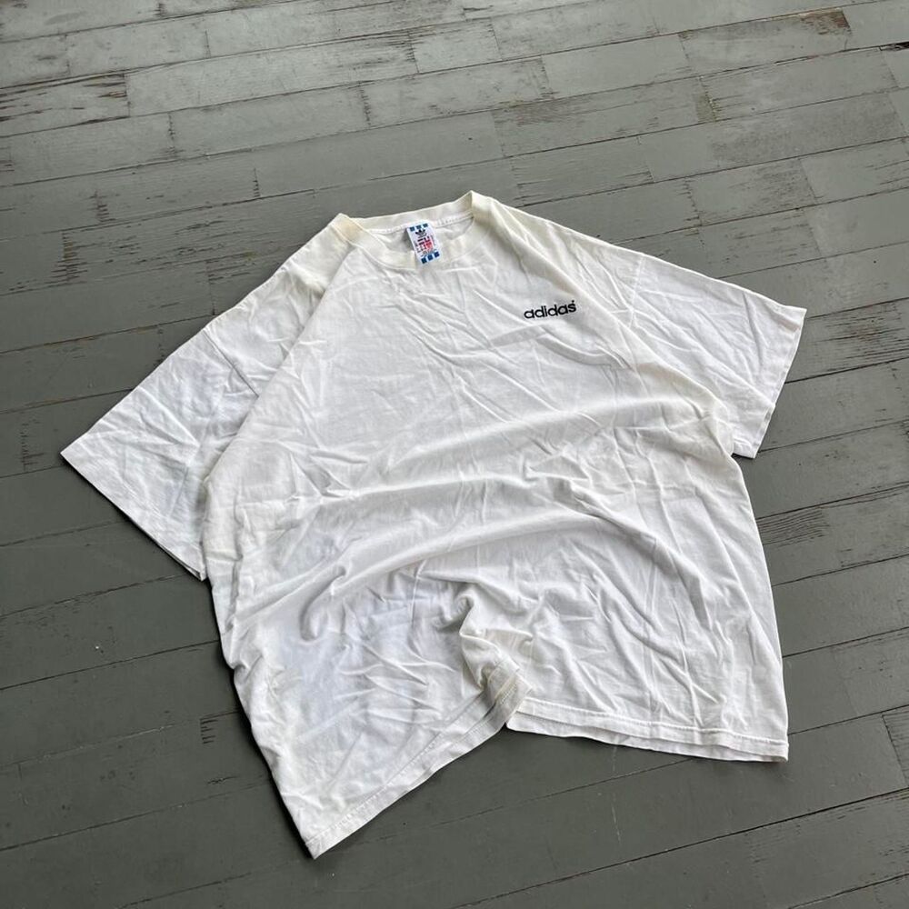 Vintage 90s Adidas Streetwear Y2K Tee Shirt